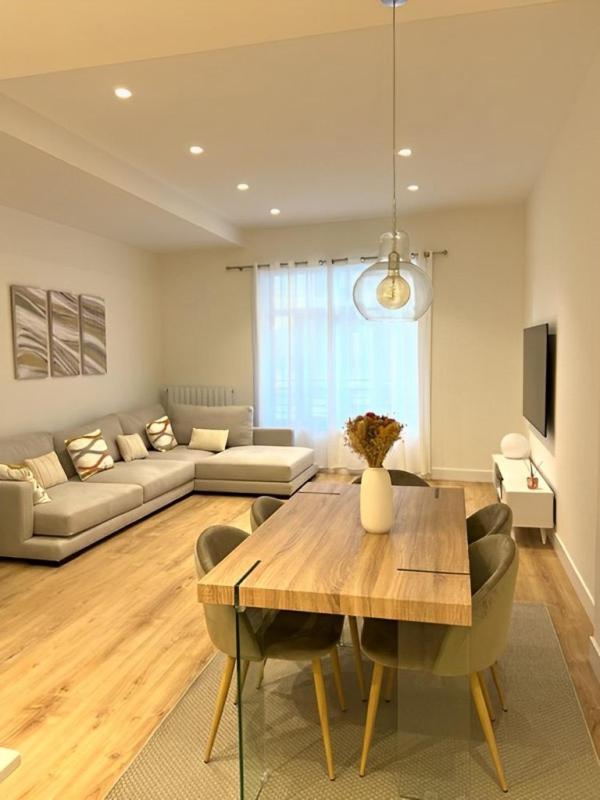 Colon Apartment -Zurriola Beach San Sebastian Buitenkant foto